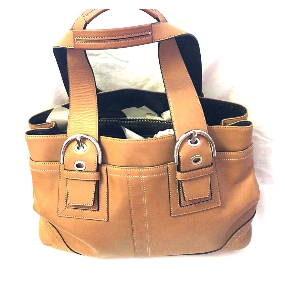 Leather Coach Tote (Camel)